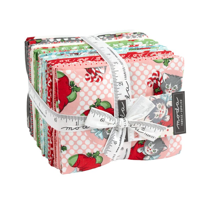 Kitty Christmas: Fat Quarter Bundle - 31 pcs