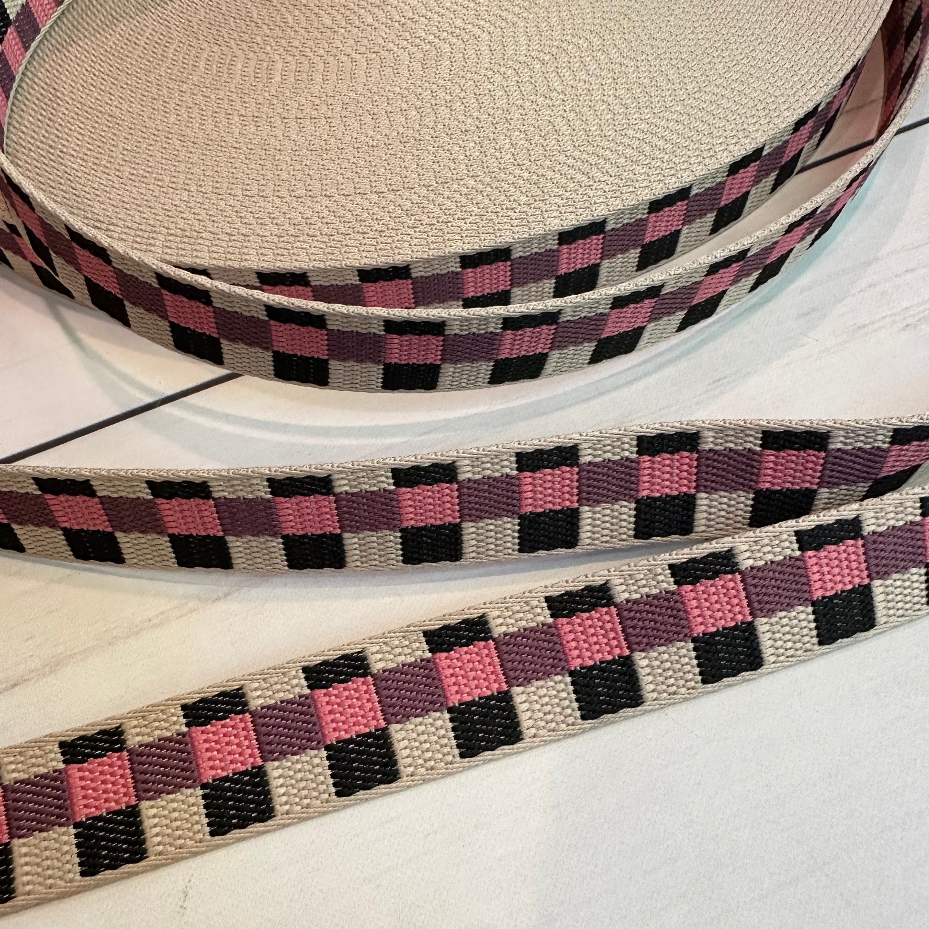 1 inch wide webbing