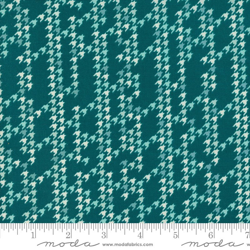 Wonderland: Houndstooth in Teal