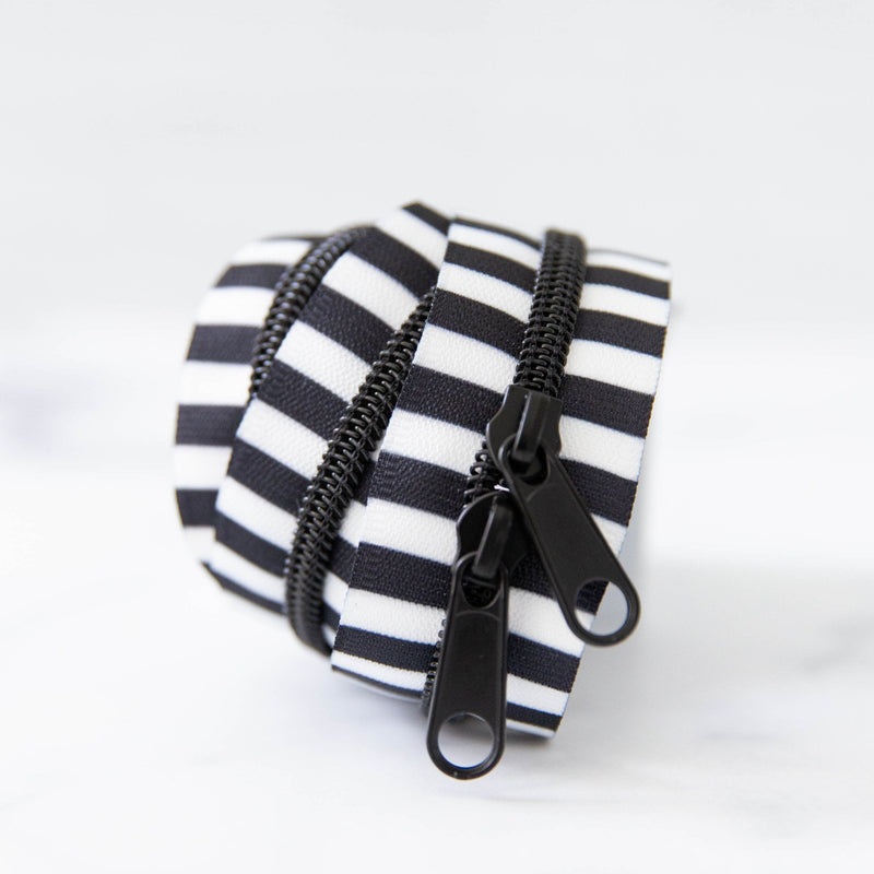 Black and White Striped Zipper - 30"