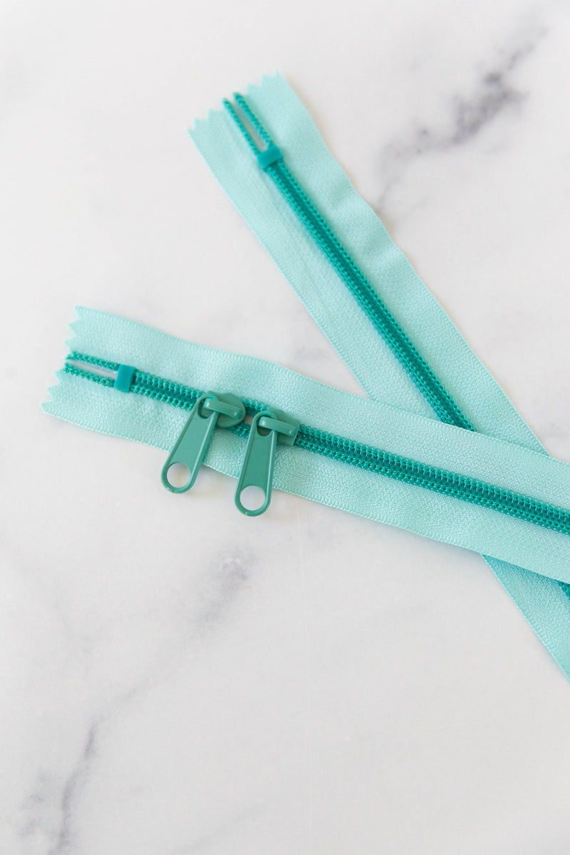 30" Zipper: Spearmint