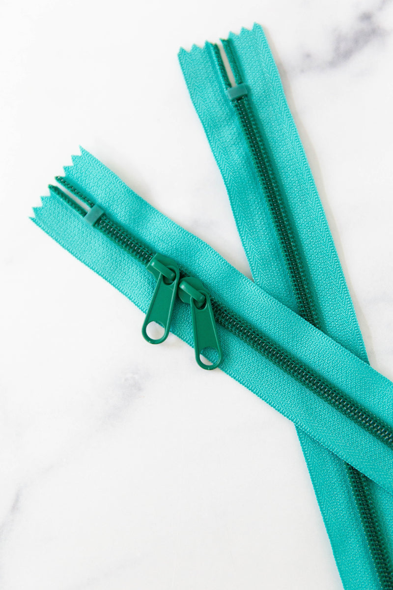 30" Zipper: Turquoise